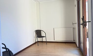 ARRIENDA GRAN CASA 4 DORMITORIOS 3 BAÑOS PISCINA SECTOR TORREMOLINOS