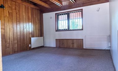 ARRIENDA GRAN CASA 4 DORMITORIOS 3 BAÑOS PISCINA SECTOR TORREMOLINOS