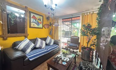 Se Vende Gran Casa en Villa Frei Dos Pisos 6D+2B+E