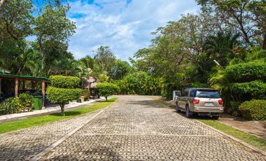 Villa Perla for Sale | 4-Bedroom Single-Story Villa in Playacar Phase 2, Playa del Carmen
