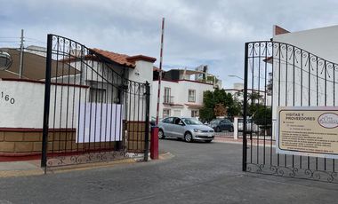 Habitacion en renta para mujer AMUEBLADA