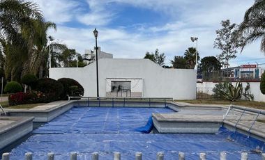 Habitacion en renta para mujer AMUEBLADA