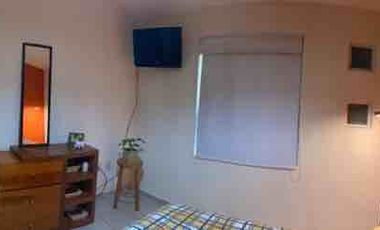 Habitacion en renta para mujer AMUEBLADA