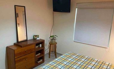 Habitacion en renta para mujer AMUEBLADA