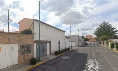 CASA EN REAMTE EN ELENA CARDENAS TOLUCA EDO MEX