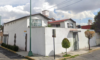 CASA EN REAMTE EN ELENA CARDENAS TOLUCA EDO MEX