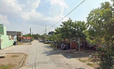 CVB (EMB) CASA EN VENTA DE CONTADO EN LA FLORIDA TAMAULIPAS