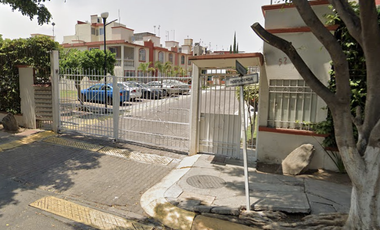 CASA EN LAS AMERICAS