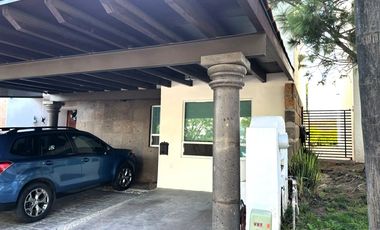 RENTA de DEPARTAMENTO amueblado en Vista Real