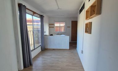 Se arrienda hermosa casa en calle Marambio - Cordillera