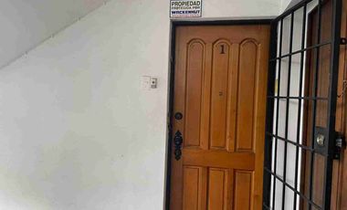 Oficina primer piso avenida Salvador Providencia.