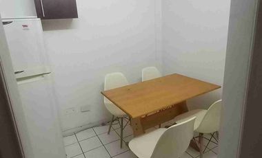 Oficina primer piso avenida Salvador Providencia.