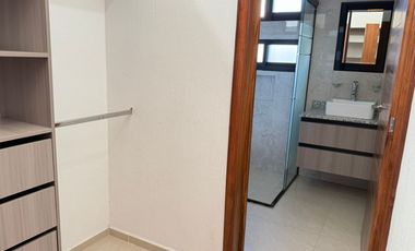 SE RENTA CASA EN VITANA RESIDENCIAL $19,000.00 ZONA CUCSH