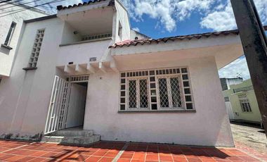SE VENDE CASA COMERCIAL EN ALTICO
