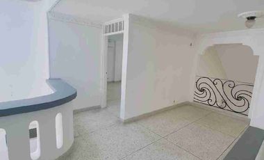 SE VENDE CASA COMERCIAL EN ALTICO