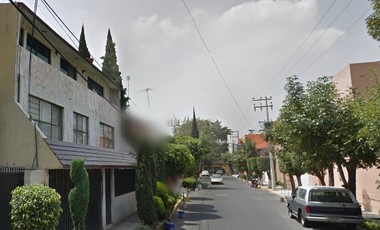 CASA EN REMATE EN LIORNA NUEVA ORIENTAL COAPA CDMX