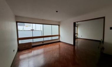 En Venta Departamento Flat 1° piso - San Isidro
