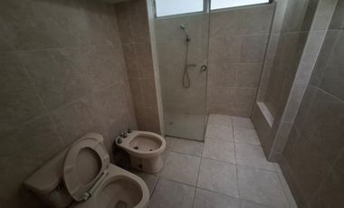 En Venta Departamento Flat 1° piso - San Isidro