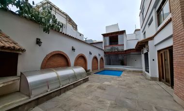 En Venta Departamento Flat 1° piso - San Isidro