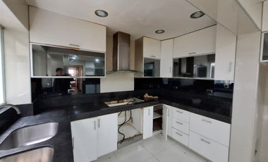 En Venta Departamento Flat 1° piso - San Isidro