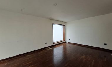 En Venta Departamento Flat 1° piso - San Isidro