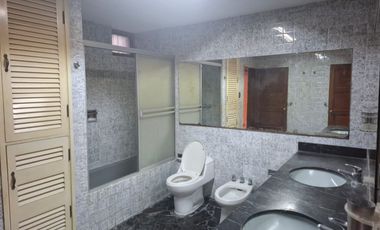 En Venta Departamento Flat 1° piso - San Isidro
