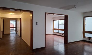 En Venta Departamento Flat 1° piso - San Isidro