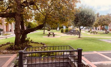 CASA EN ARRIENDO 3 DOMITORIOS , EN CONJUNTO - SECTOR LA PRIMAVERA CUMBAYA