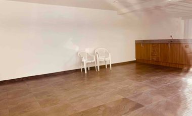 CASA EN ARRIENDO 3 DOMITORIOS , EN CONJUNTO - SECTOR LA PRIMAVERA CUMBAYA