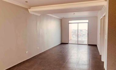 CASA EN ARRIENDO 3 DOMITORIOS , EN CONJUNTO - SECTOR LA PRIMAVERA CUMBAYA