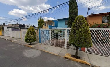 CASA DE 2 NIVELES, COL. MIGUEL HIDALGO, TLAHUAC