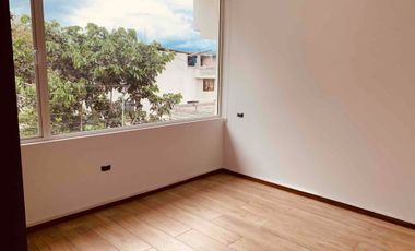 Casa de Venta por Estrenar - Sector Tumbaco - 3 Habitaciones