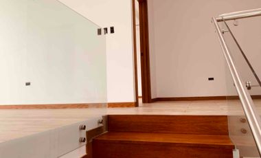 Casa de Venta por Estrenar - Sector Tumbaco - 3 Habitaciones