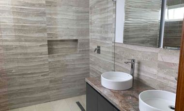 Casa de Venta por Estrenar - Sector Tumbaco - 3 Habitaciones