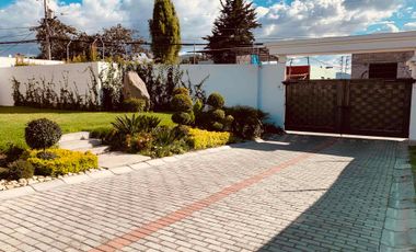 Casa de Venta por Estrenar - Sector Tumbaco - 3 Habitaciones