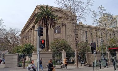 DEPARTAMENTO CENTRAL, MONEDA CON MAC IVER, EXCELENTE PARA INVERSION