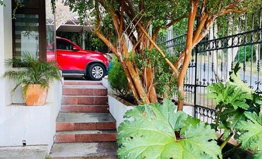 ARRIENDO CASA MUY BIEN UBICADA CERRO LA VIRGEN