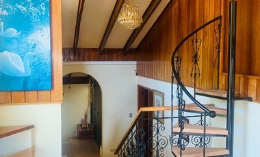 ARRIENDO CASA MUY BIEN UBICADA CERRO LA VIRGEN