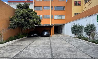 En RENTA… Edificio! A 3 cuadras del Zócalo de Toluca