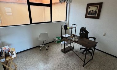 En RENTA… Edificio! A 3 cuadras del Zócalo de Toluca