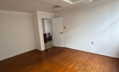 En RENTA… Edificio! A 3 cuadras del Zócalo de Toluca