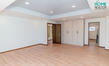 Casa de venta en Urbanización Colinas de Challuabamba – Challuabamba, Cuenca