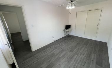 Casa con alberca y bungalow independiente a una cuadra de Plan de Ayala