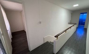 Casa con alberca y bungalow independiente a una cuadra de Plan de Ayala