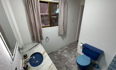 Casa con alberca y bungalow independiente a una cuadra de Plan de Ayala