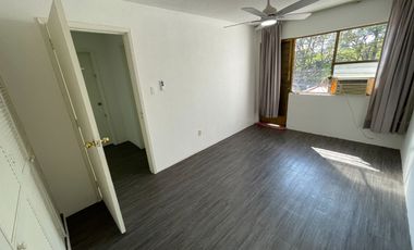 Casa con alberca y bungalow independiente a una cuadra de Plan de Ayala