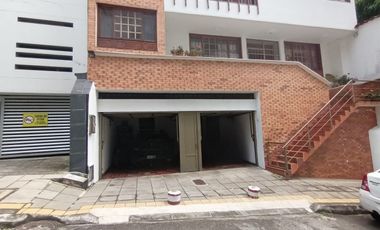 VENDO CASA EN EL BARRIO ALTOS DE TERRAZAS BUCARAMANGA