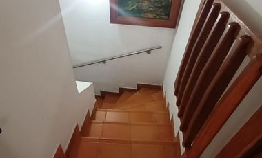 VENDO CASA EN EL BARRIO ALTOS DE TERRAZAS BUCARAMANGA