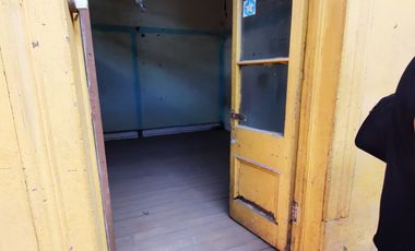 SE VENDE CASA PARA REMODELAR DE 52 M2 EN SANTIAGO CENTRO