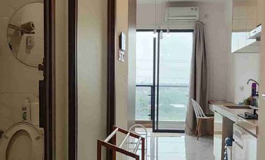 DIJUAL MURAH BANGET FULL FURNISHED APARTEMEN SKY HOUSE BSD - STUDIO